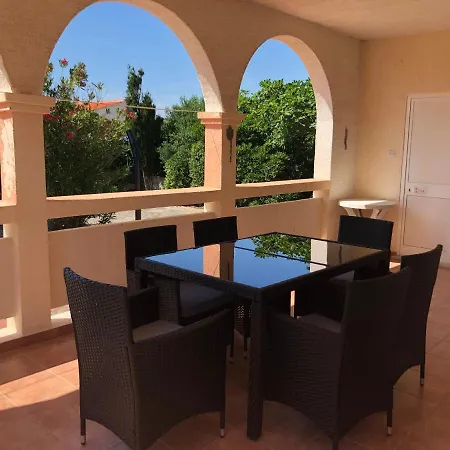 Viric Ds - - 35m Vom Holiday home *